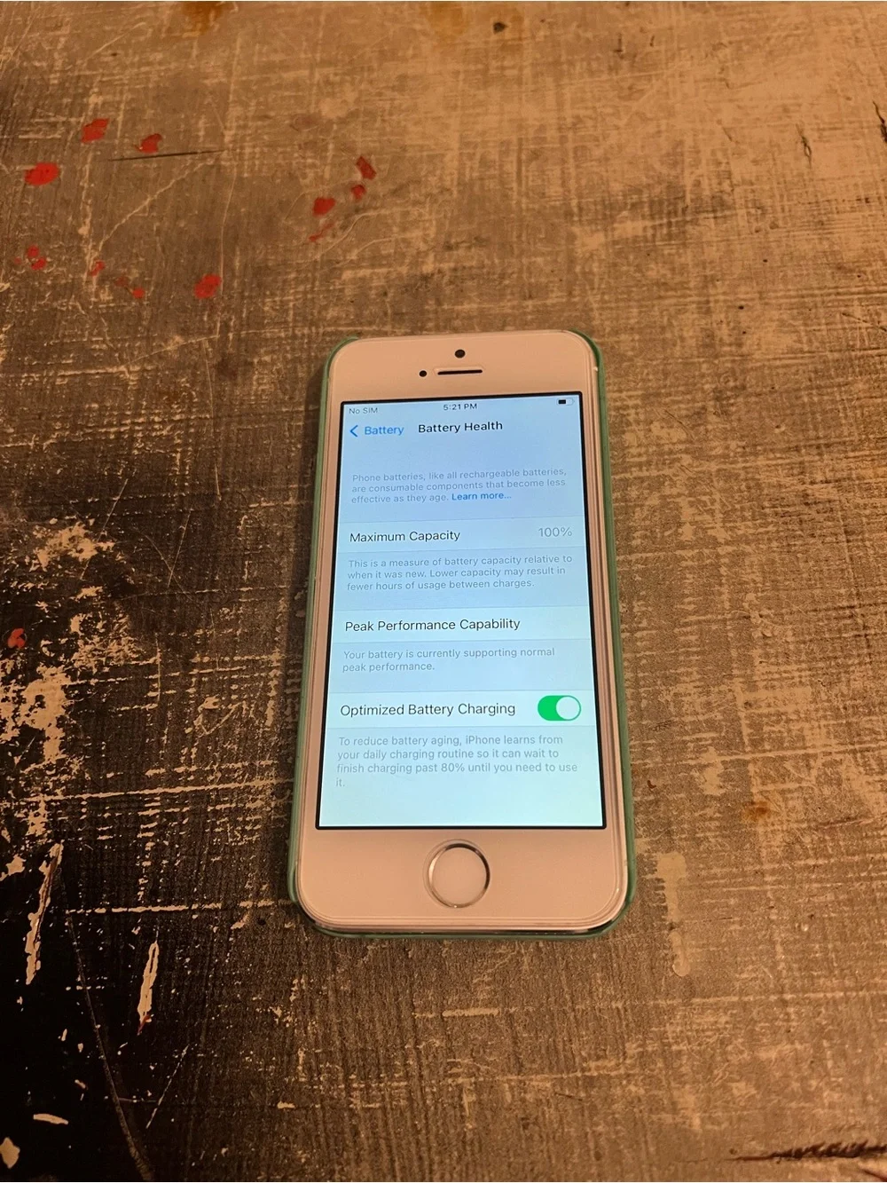 iPhone 5SE 32gb Factory Unlocked Custom Orange Mint Condition